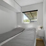 Gorgeous In With Private Swimming Pool, Be Inside Or Outside *